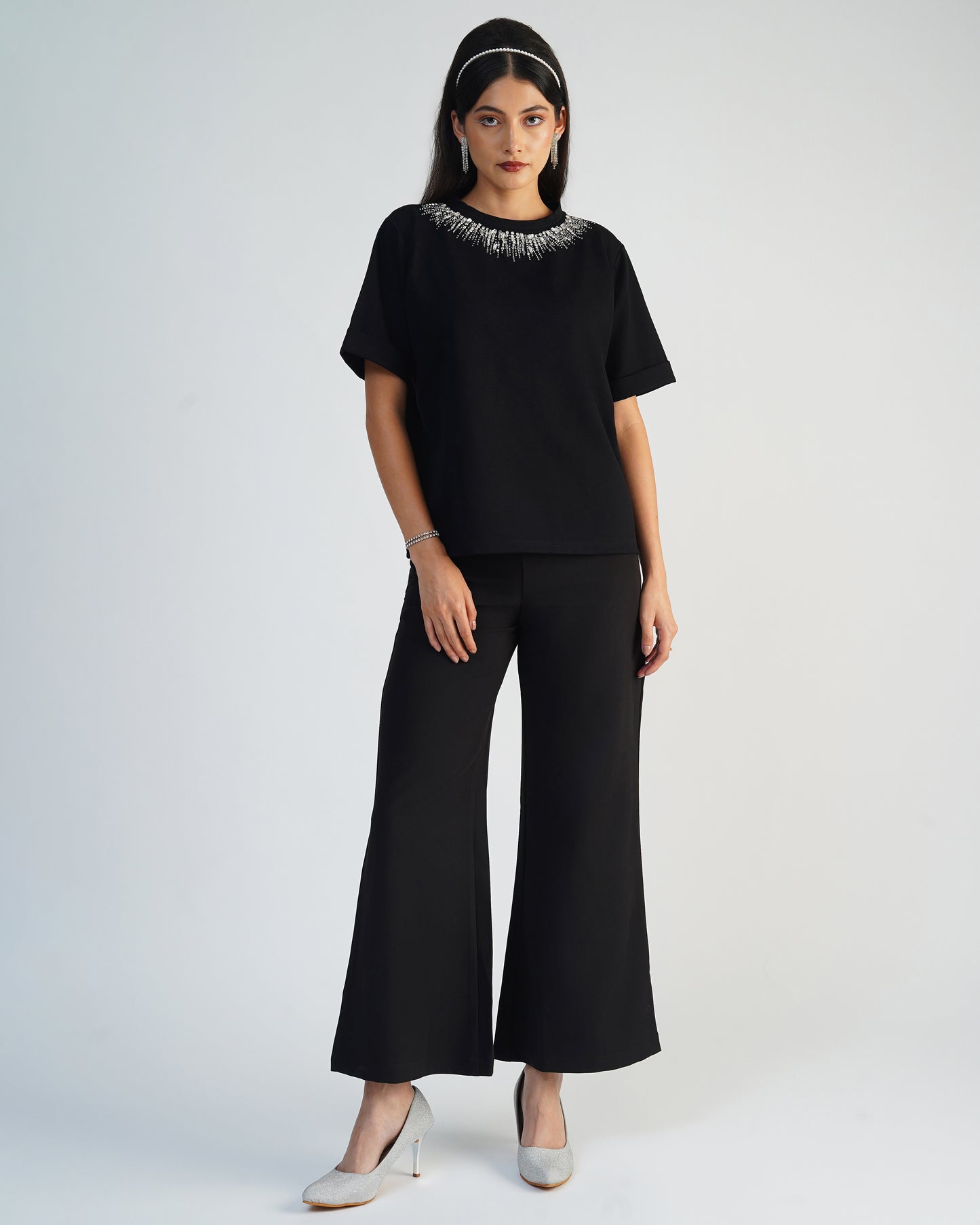 Monile Embroidered T-shirt