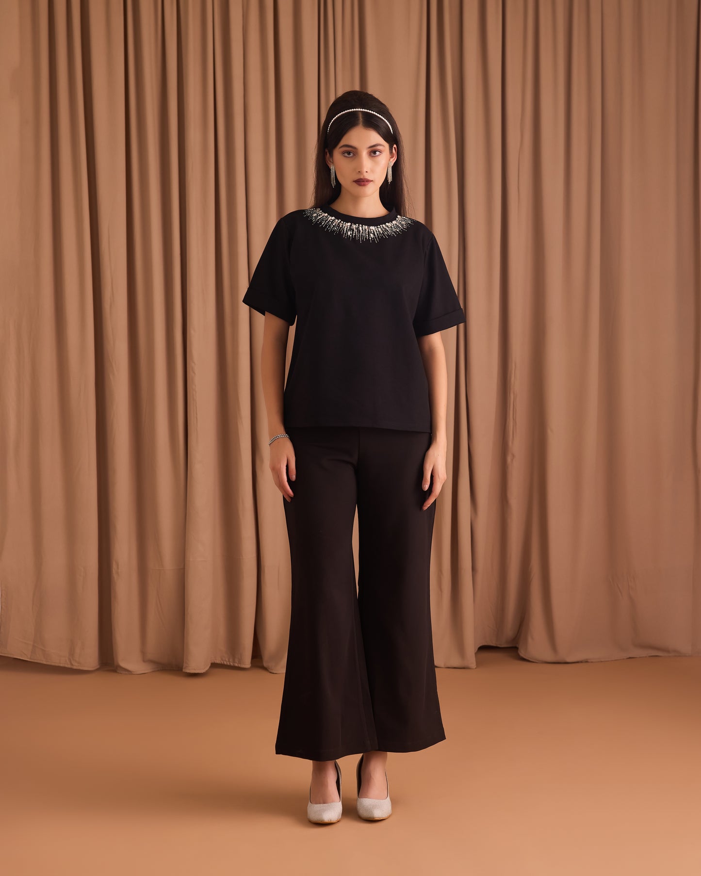 Monile Embroidered T-shirt